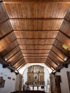 Techumbre de madera de la nave de la iglesia de Carbajosa, La Sobarriba (León)